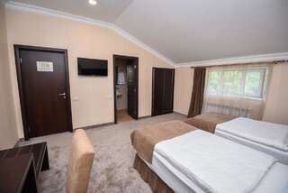 Мини-отель Laguna Hotel Ванадзор Стандартный двухместный номер с 1 кроватью или 2 отдельными кроватями-3