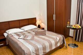 Мини-отель Laguna Hotel Ванадзор Бюджетный двухместный номер с 1 кроватью или 2 отдельными кроватями-6